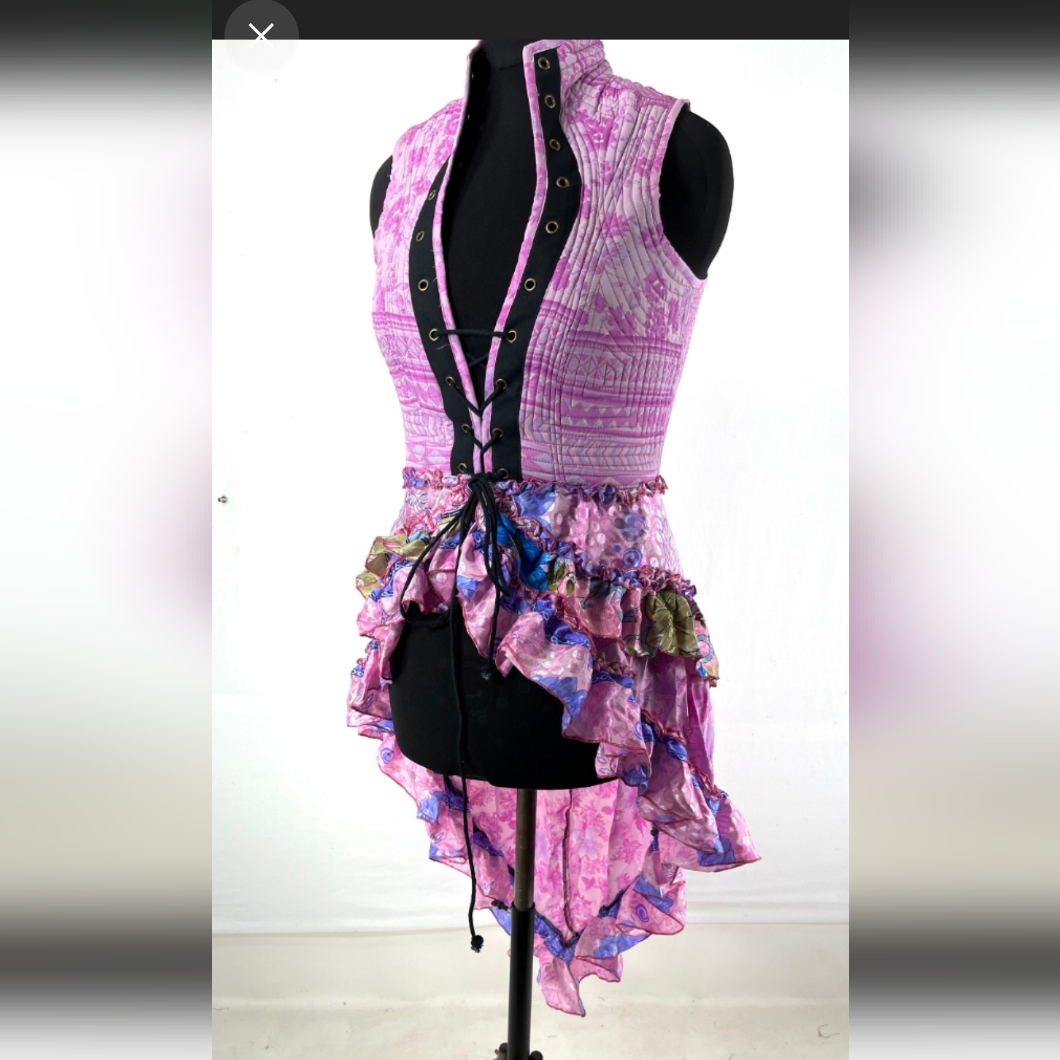 Fantastic Nwt Ren Fair Handmade Indian Silk Overbust Skirted Vest, 2x Fits Xl
